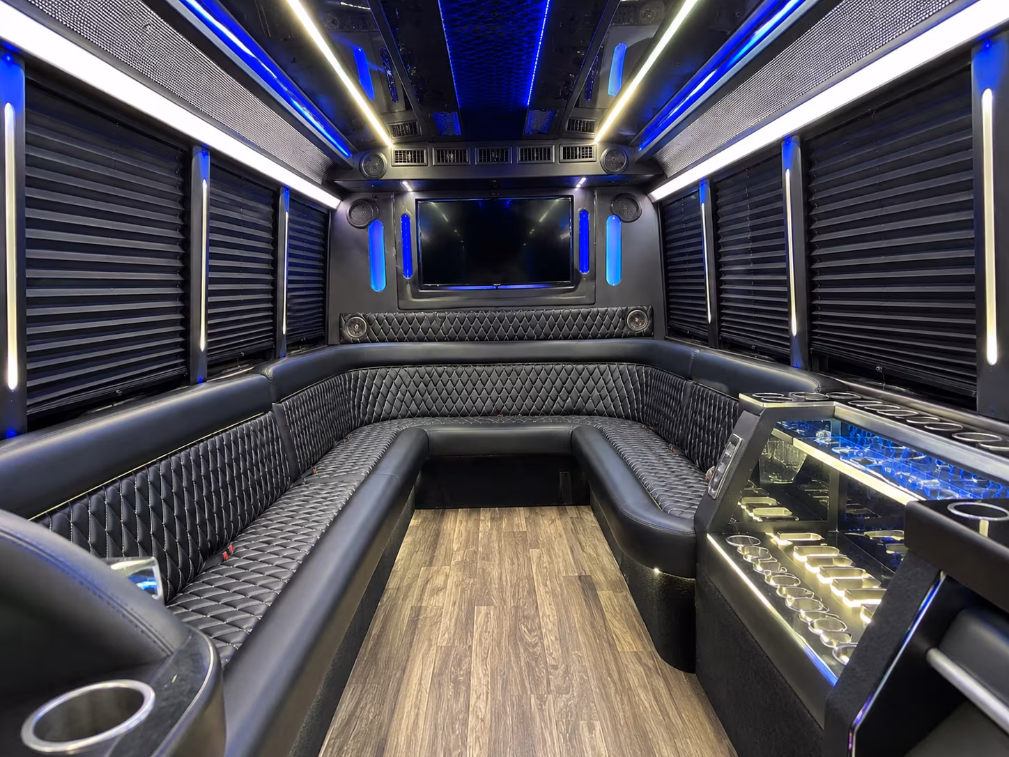 convention shuttle bus loops for multi day conferences in the mesquite area