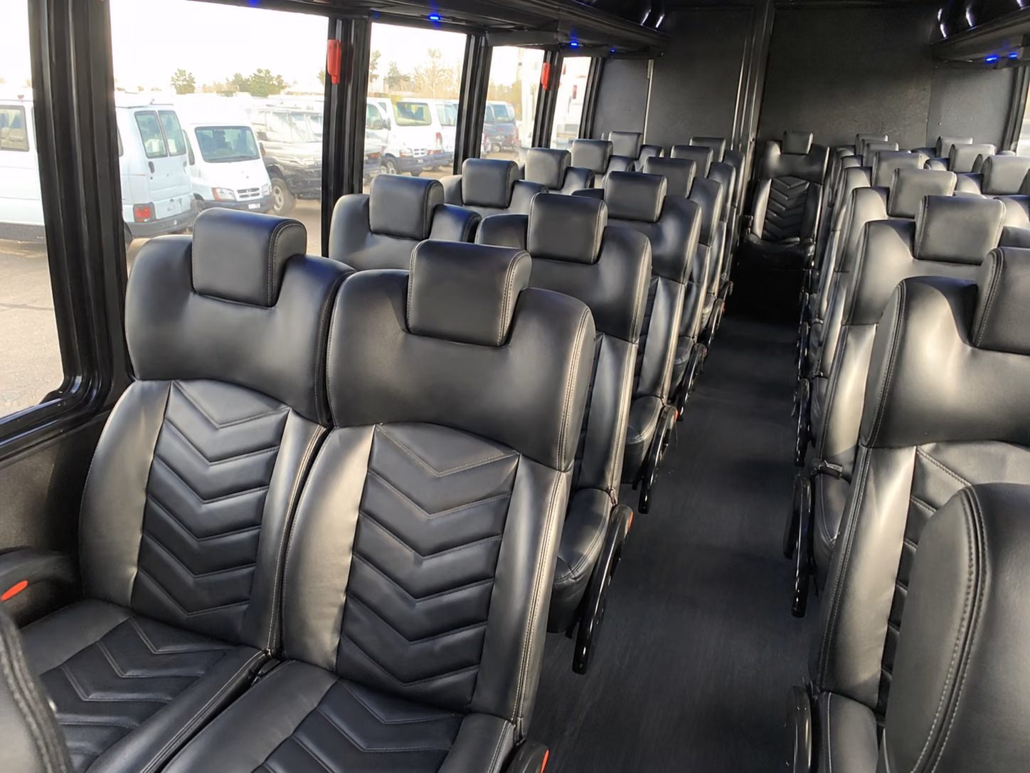 minibus rentals to mckinney and celina wineries north of mesquite