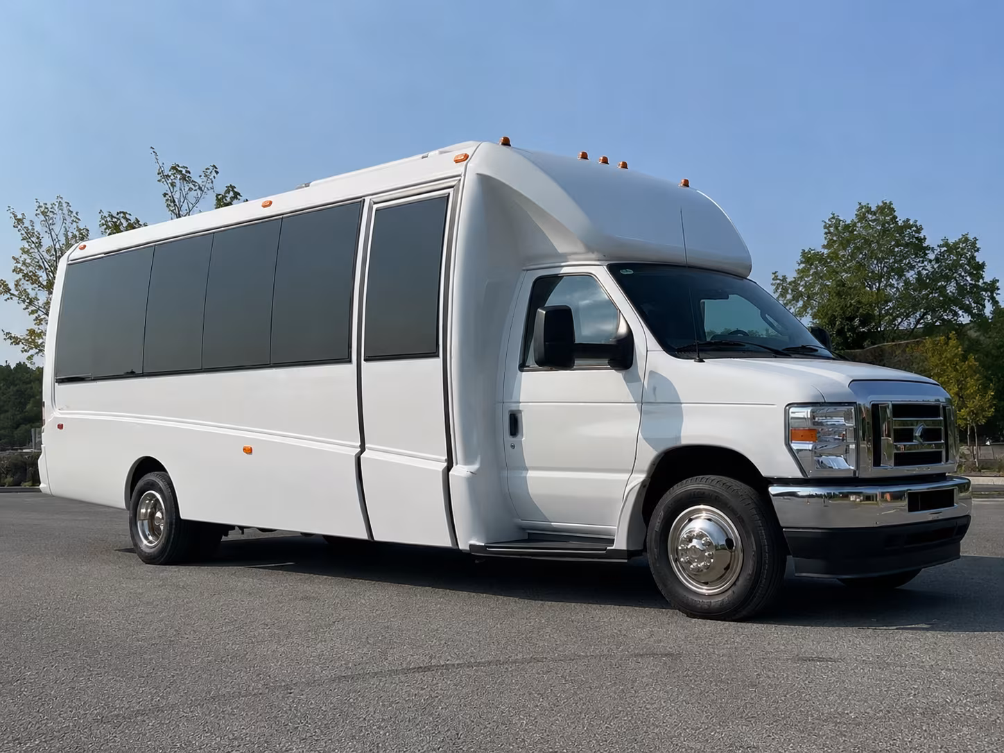 party buses for bachelorette wine tours around the dfw metroplex