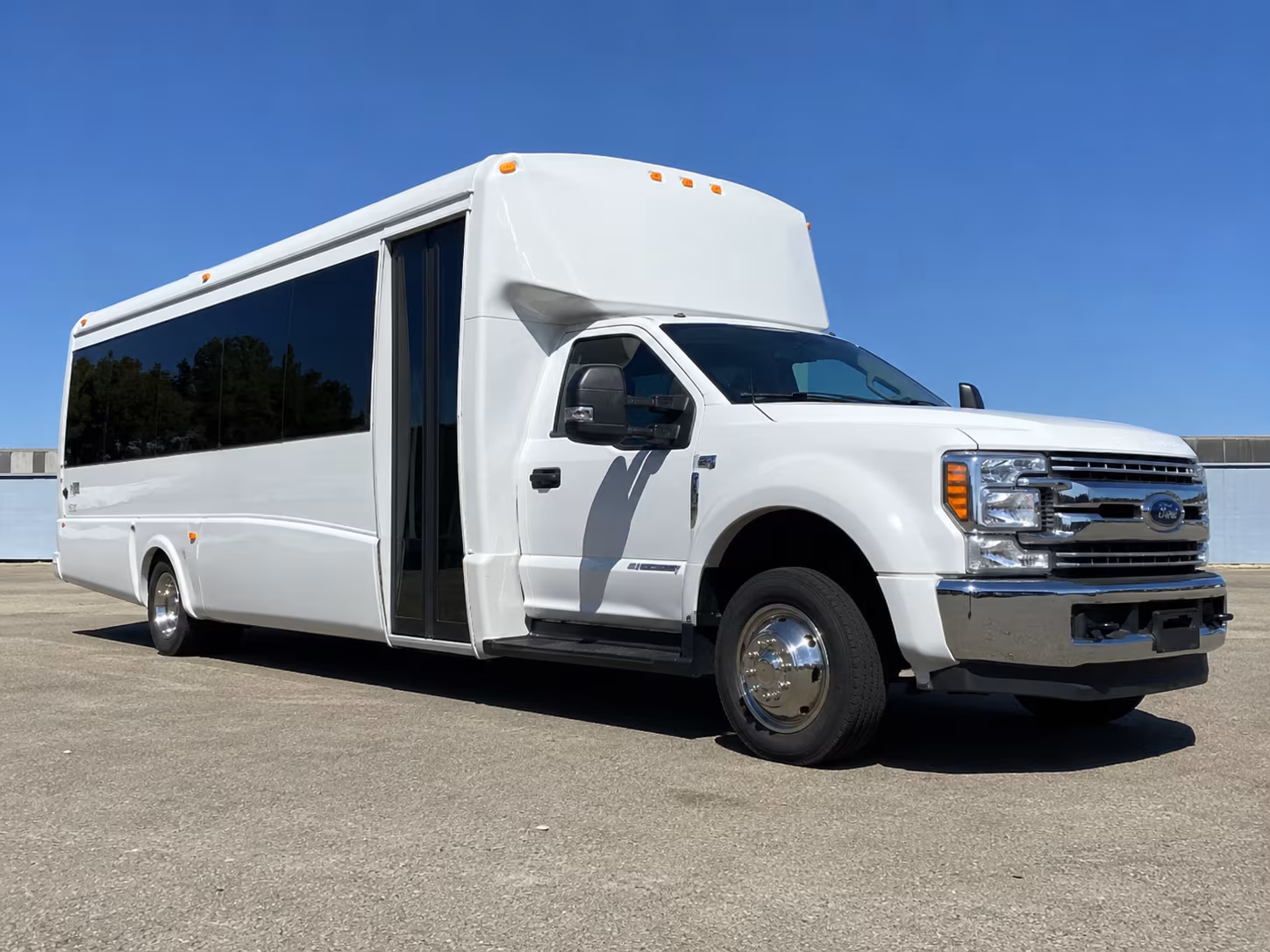 secure transportation for your next wedding 3